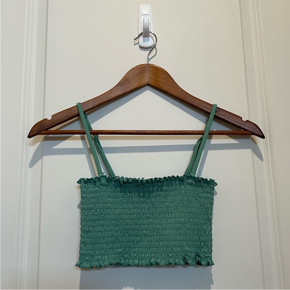 Reformation Cropped Top Stretchy Smocked Small Adjustable Spaghetti Strap Summer - Picture 2 of 8
